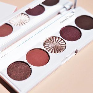 OFRA Signature Eyeshadow Palette - Symphony
